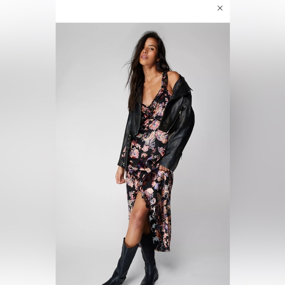 Nasty Gal dress size 4 new with tags